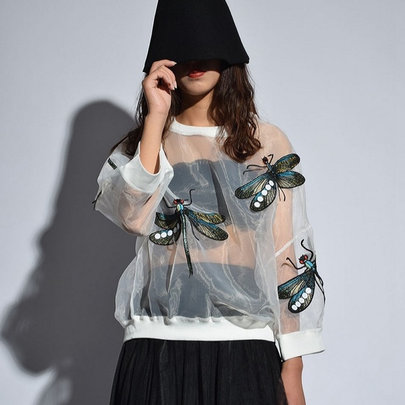 Korean Dragonfly Blouse - Picture 2 of 7